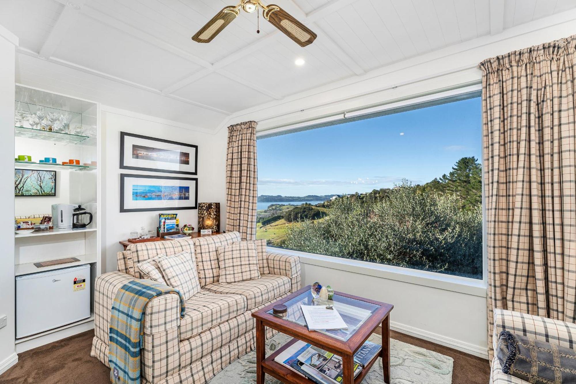 Bayview Valley Lodge Bed & Breakfast Whitianga Eksteriør bilde